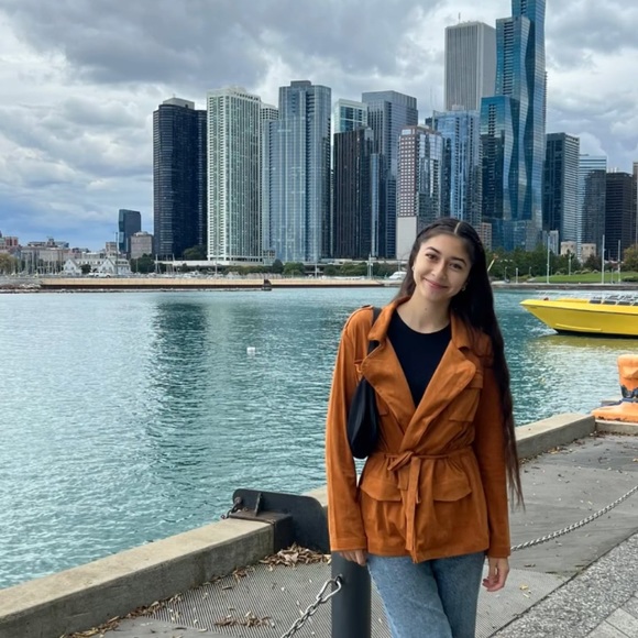 Meet your Posher, Candi - Picture 1 of 1